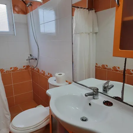 Daire Sweet